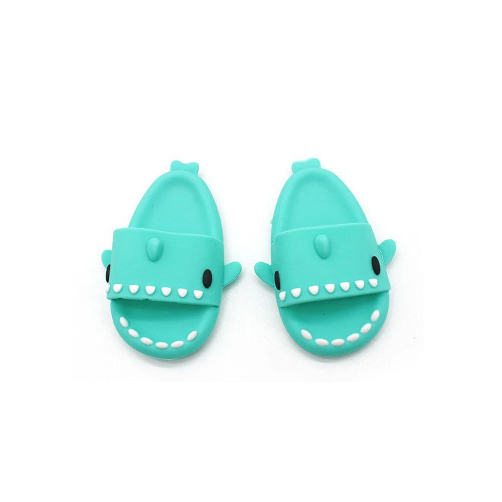 Labubu Doll Shoes ā Shark Slippers (17cm)