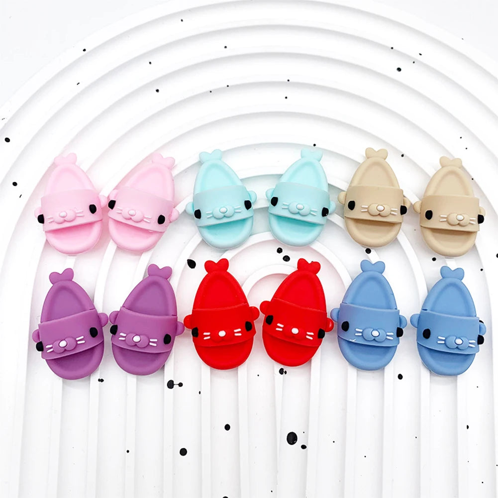 Labubu Doll Shoes ā Shark Slippers (17cm)