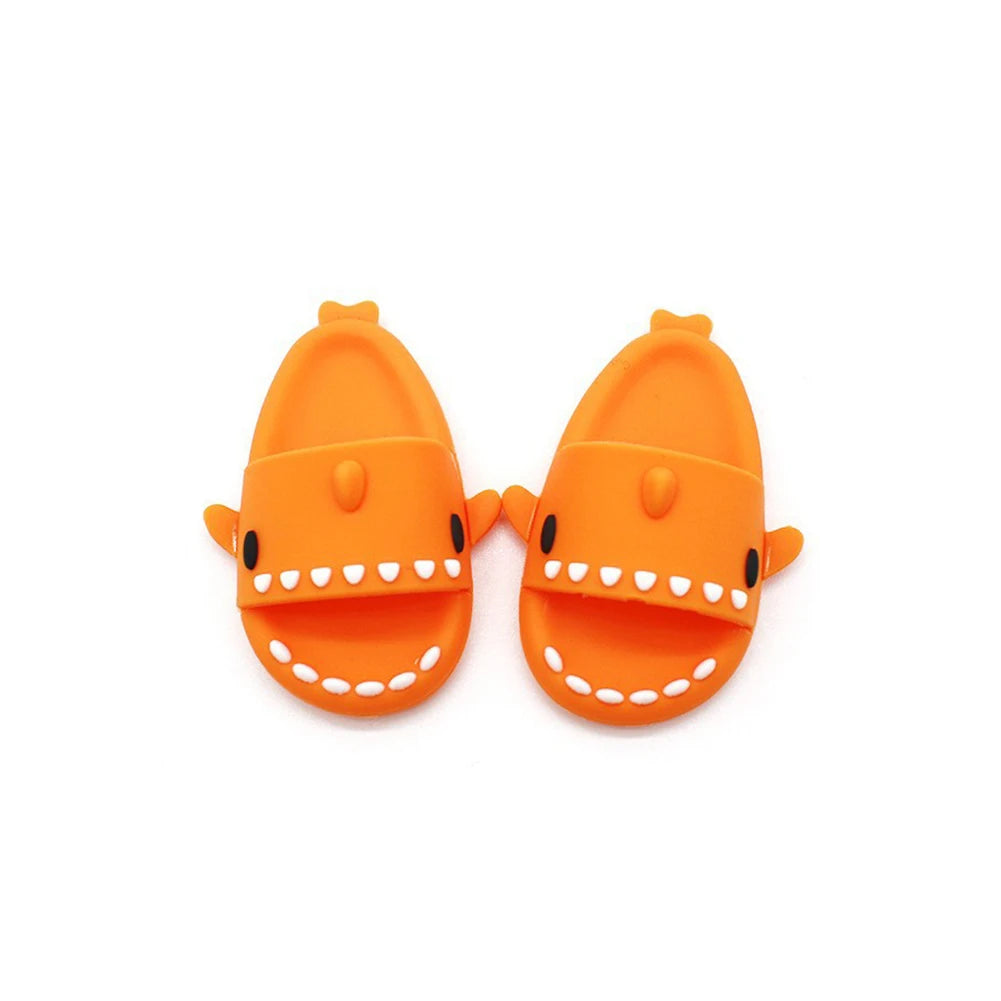 Labubu Doll Shoes ā Shark Slippers (17cm)
