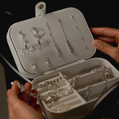 Travel Jewelry Case – Mini Portable Jewelry Organizer Box