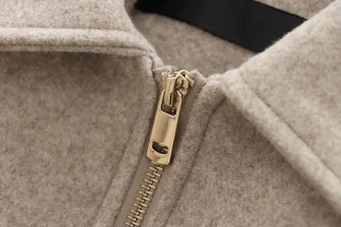 Women’s Winter Zipper Jacket – Short Streetwear Coat